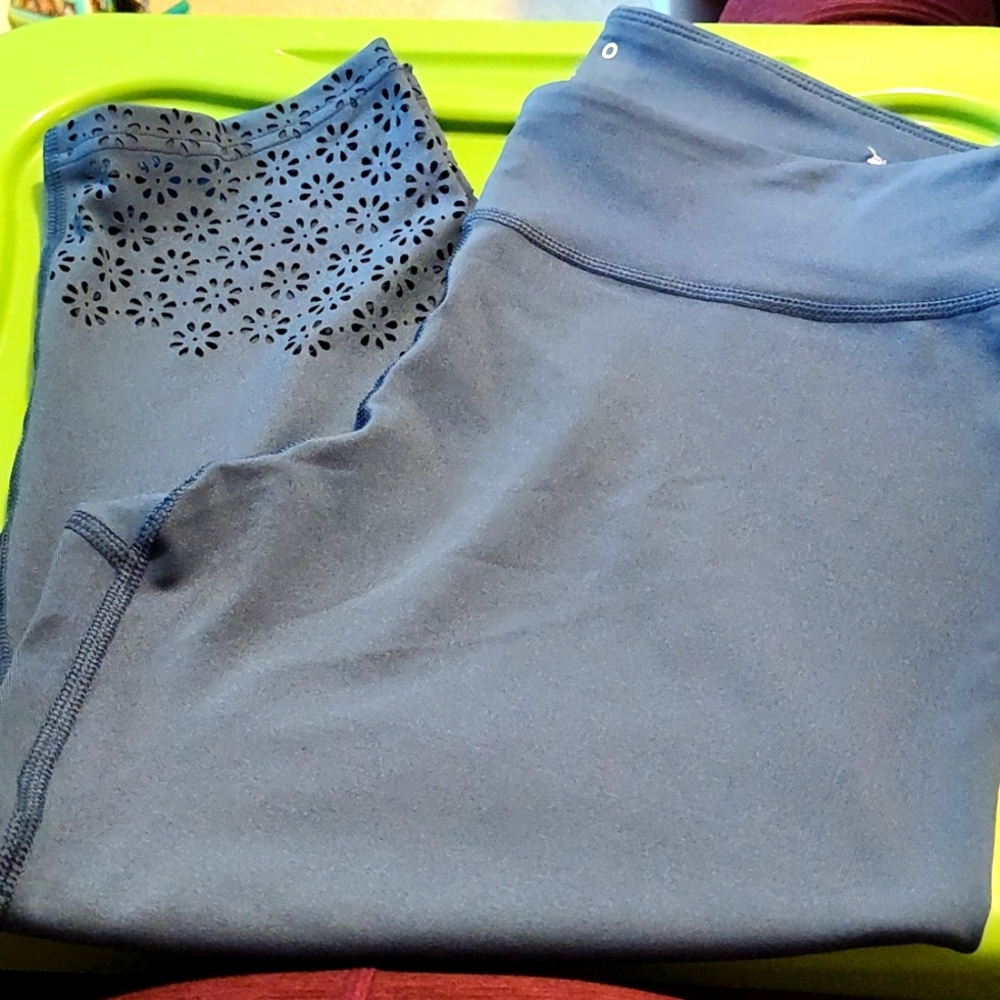 Aeropostale leggings capri length size xl